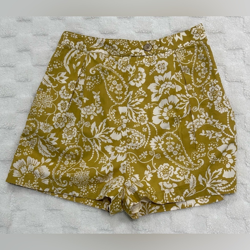 Maeve Yellow Floral Women's Shorts - Picture 2 of 14